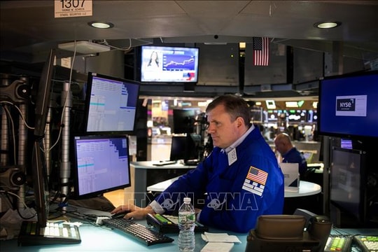 Chứng khoán Mỹ phần lớn đi lên dù cổ phiếu công nghệ suy giảm