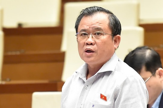 Đại biểu Quốc hội: Hãng bay cần tự động hoàn tiền cho khách bị chậm, hủy chuyến