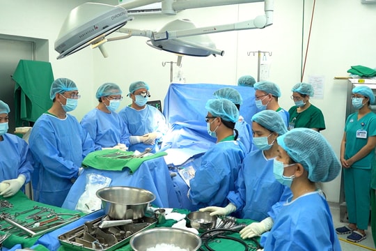 Cô gái 22 tuổi quyết định hiến tạng của cha, hồi sinh 6 cuộc đời