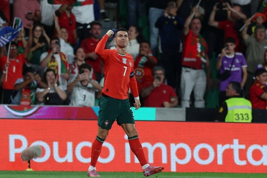 Ronaldo ấn định World Cup cuối cùng