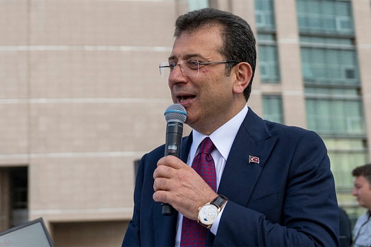 Cựu thị trưởng Istanbul đối mặt án tù hơn 2.400 năm