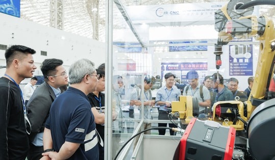 Có gì bất ngờ bên trong 5 triển lãm công nghiệp lớn lần đầu tiên cùng diễn ra?