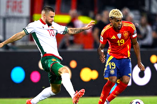 Tuyển Tây Ban Nha ‘trừng phạt’ Barca bằng cách loại Lamine Yamal khỏi danh sách tập trung