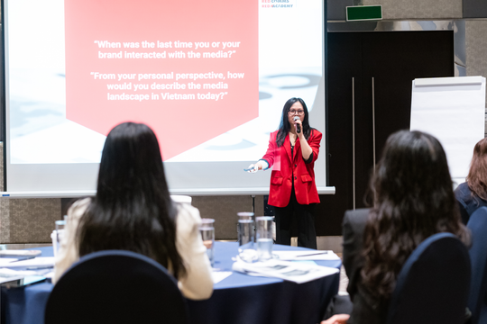 Ra mắt Red Academy: Trung tâm huấn luyện truyền thông tiếp thị với mô hình đào tạo nhắm trúng đích Think SHARP. Act BOLD. / Nghĩ SÁNG. Làm SÂU.