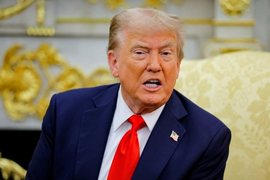 Cử tri gốc Latin dần quay lưng với ông Trump