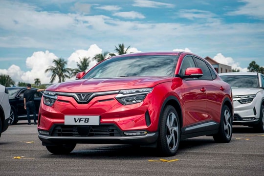 VinFast có thể bán xe hybrid từ năm sau