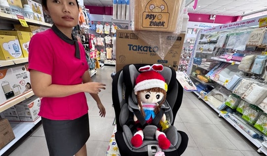 “Chạy đua” tìm mua ghế ngồi ô tô cho trẻ em