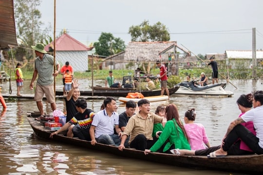Chuyển tư duy “cho dân làm”, hướng đi mới giúp du lịch nông thôn bền vững