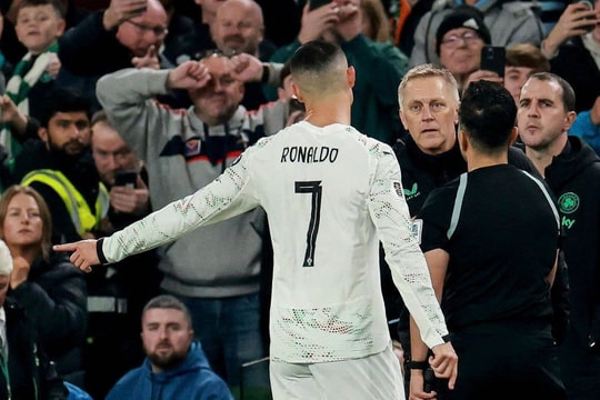 Buổi tối đáng quên của Ronaldo ở Ireland