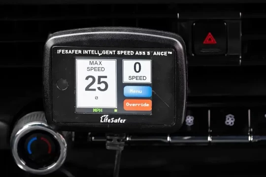 Thiết bị ngăn tài xế chạy ẩu ở New York vượt tốc độ