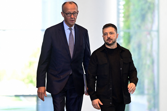 Thủ tướng Đức: Thanh niên Ukraine cần ở lại phục vụ đất nước