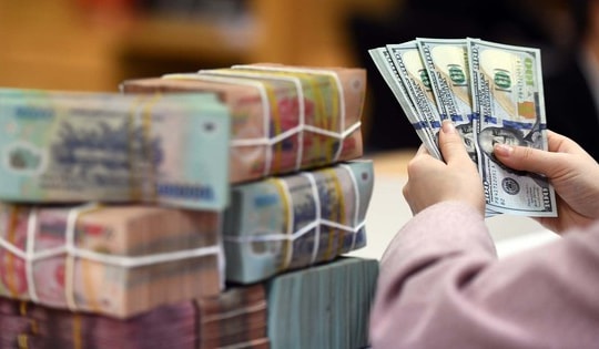 Khối ngoại bán ròng gần 5 tỷ USD từ đầu năm, tăng lương đóng bảo hiểm xã hội bắt buộc từ 1/1/2026