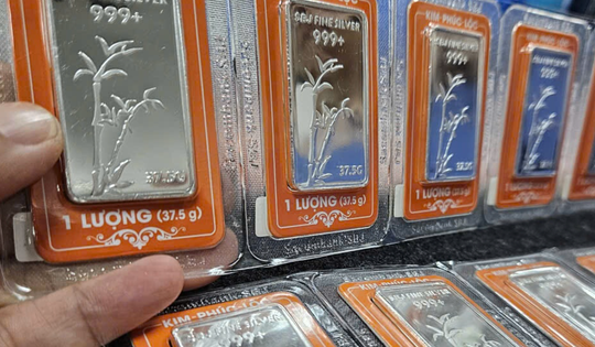 Giá bạc hôm nay 14-11: Duy trì mốc cao, mỗi kg bạc vượt 56 triệu đồng