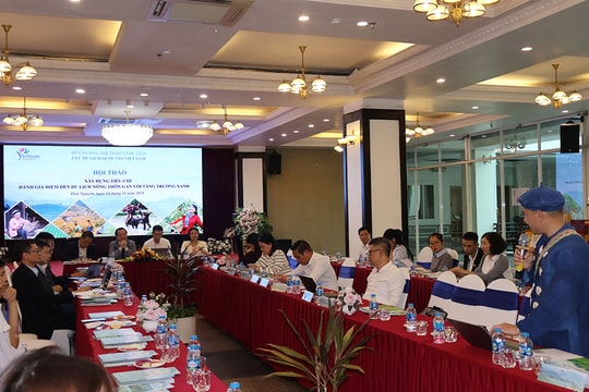 Xây dựng Bộ tiêu chí đánh giá điểm đến du lịch nông thôn gắn với tăng trưởng xanh