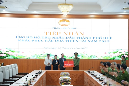 Bộ Công an hỗ trợ Huế 5 tỷ đồng và nhiều nguồn lực khắc phục hậu quả thiên tai