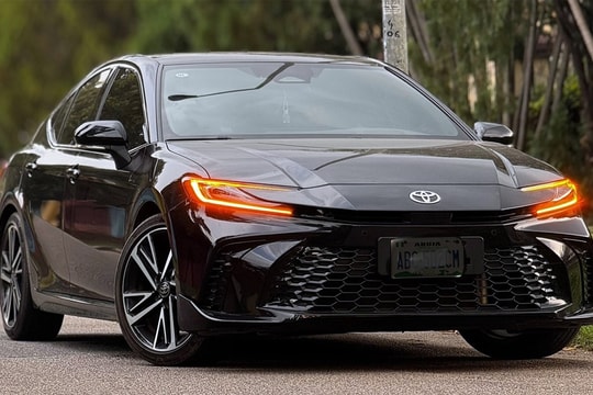 Toyota rót thêm 10 tỷ USD làm pin xe điện ở Mỹ