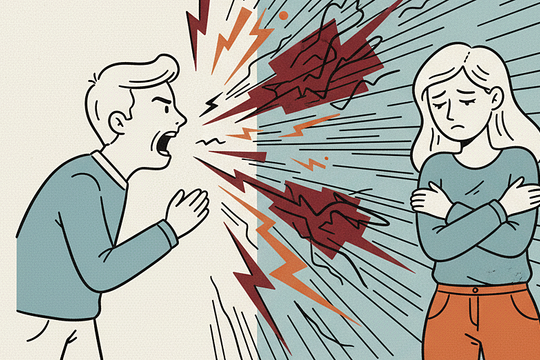 Chồng khó chịu khi tôi biếu ba ruột bị bệnh nặng hai triệu đồng