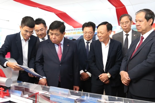 Phó thủ tướng: ĐH Giao thông vận tải tập trung đào tạo nhân lực đường sắt