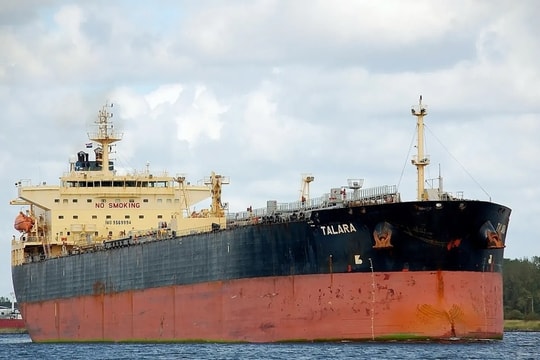 Iran nghi bắt tàu dầu trên eo biển Hormuz