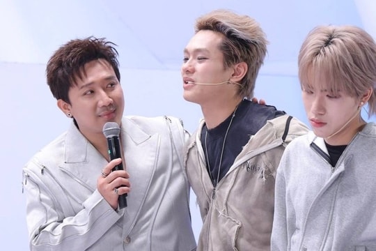 Anh trai 'say hi' đính chính