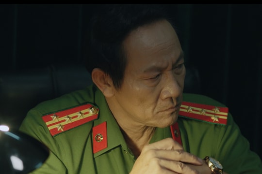 Sau 20 năm đóng Cảnh sát hình sự, NSƯT Hoàng Hải trở lại với vai Đại tá công an