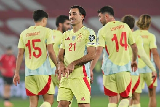 Tây Ban Nha chạm một tay vào vé dự World Cup