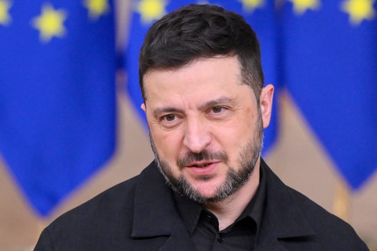 Bê bối quan chức tham nhũng giáng đòn vào Tổng thống Zelensky