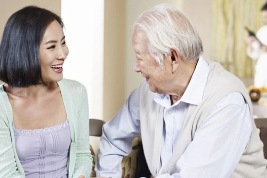 Bóc quả trứng cho bố dượng, tôi bỗng dưng có hơn 10 tỷ đồng trong tay