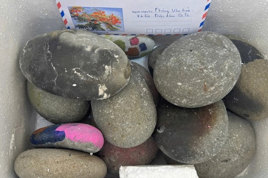 Du khách trả lại 14 kg đá cuội lấy từ Cô Tô 10 năm trước