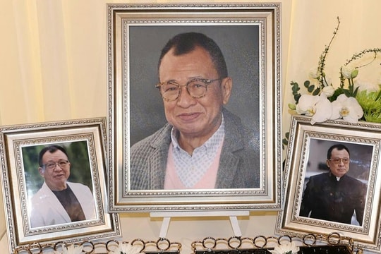 Miêu Kiều Vỹ, Xa Thi Mạn tiễn biệt Hứa Thiệu Hùng