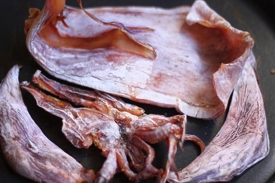 Người bệnh gan cần tránh ăn gì?