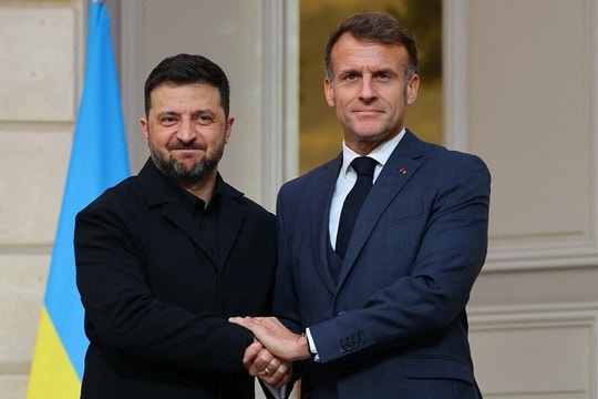 Ukraine ký ý định thư mua 100 tiêm kích Pháp