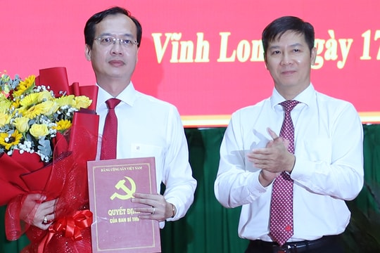 Chủ tịch Đồng Tháp được giới thiệu để bầu làm Chủ tịch Vĩnh Long