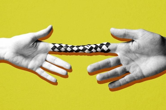 Cuffing season: Mùa mà ai cũng muốn được trói buộc với ai đó