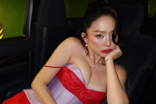 Động thái gây bàn tán của Tóc Tiên