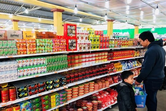 Công đoàn Hà Nội tổ chức Hội chợ hàng Việt phục vụ đoàn viên, công nhân lao động năm 2025