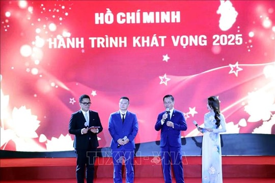 Giao lưu điển hình học và làm theo tấm gương của Bác