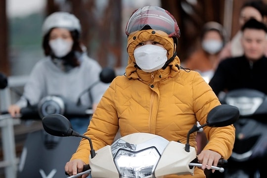 Thời tiết ngày 18/11: Gió mùa Đông Bắc tràn xuống, Bắc Bộ rét đậm, Trung Bộ mưa dồn dập