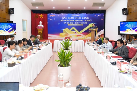 Người dân sẽ gặp những rủi ro nào khi mua vàng tại ‘chợ đen’?