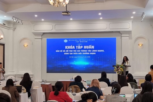 Tăng mạnh nguy cơ trẻ em bị xâm hại trên mạng