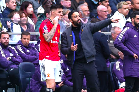 MU nhận tin 'sét đánh' ở Ngoại hạng Anh