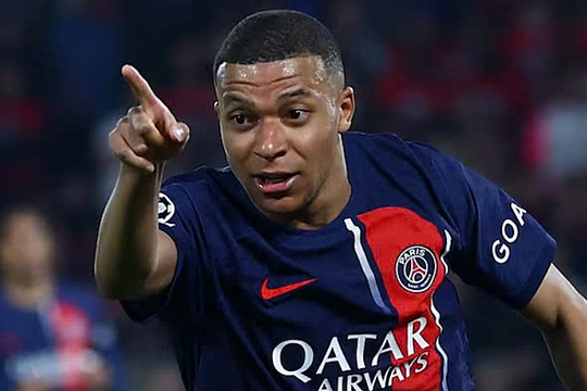 Mbappe nâng mức đòi bồi thường PSG lên 300 triệu USD