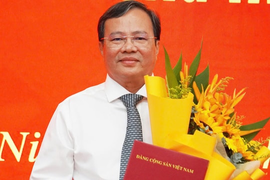 Phó bí thư Vĩnh Long được giới thiệu làm Chủ tịch Tây Ninh