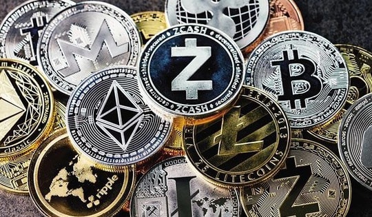 Giá Bitcoin trượt dài, thị trường tiền số "đầu hàng" sau khi mất ngưỡng hỗ trợ