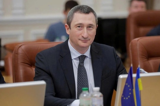 Tòa án bắt giữ cựu Phó Thủ tướng trong vụ án tham nhũng lớn nhất Ukraine