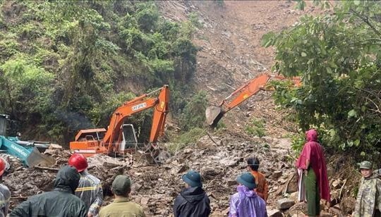 Đã tìm thấy thi thể người dân bị mất tích trong vụ sạt lở đèo Khánh Sơn