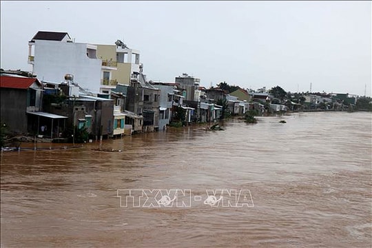 Thời tiết ngày 19/11: Bắc Bộ rét đậm, lũ lên nhanh trên nhiều sông miền Trung