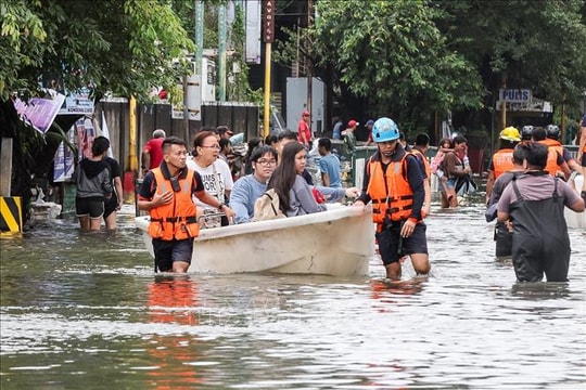 Điện thăm hỏi Philippines thiệt hại do bão