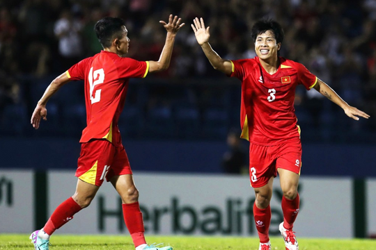 Tuyển Lào - Tuyển Việt Nam: Chiến thắng đẹp trên xứ "Triệu voi"?