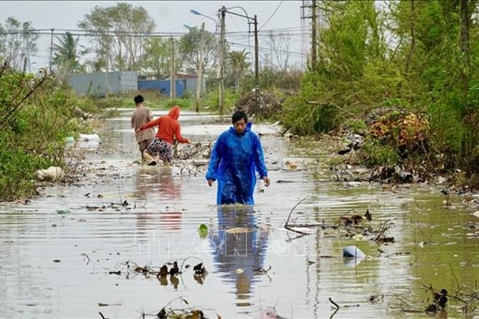 Tập trung ứng phó, khắc phục kịp thời hậu quả mưa lũ tại khu vực Trung Bộ